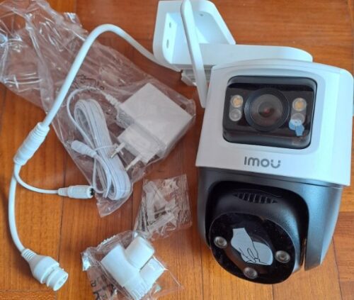 Imou 2K Telecamera di Sorveglianza WiFi da Esterno Wireless Solare con Batteria 5000mAh | 360° PTZ Visione Notturna a Colori 20m photo review