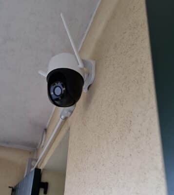 Imou 2K Telecamera di Sorveglianza WiFi da Esterno Wireless Solare con Batteria 5000mAh | 360° PTZ Visione Notturna a Colori 20m photo review